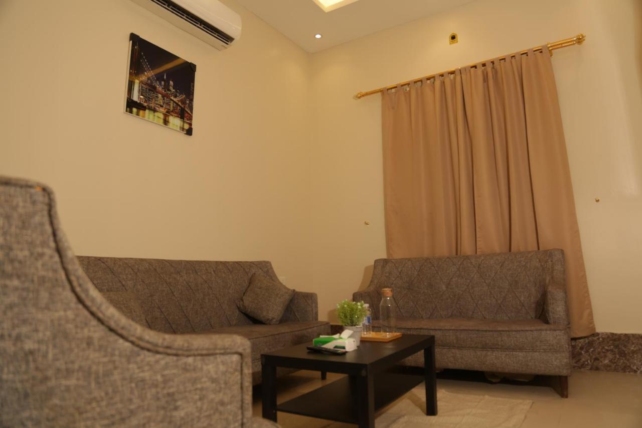 Spacious Apartments At Basla St 3 Mins From King Fahd Stadium Riade Exterior foto