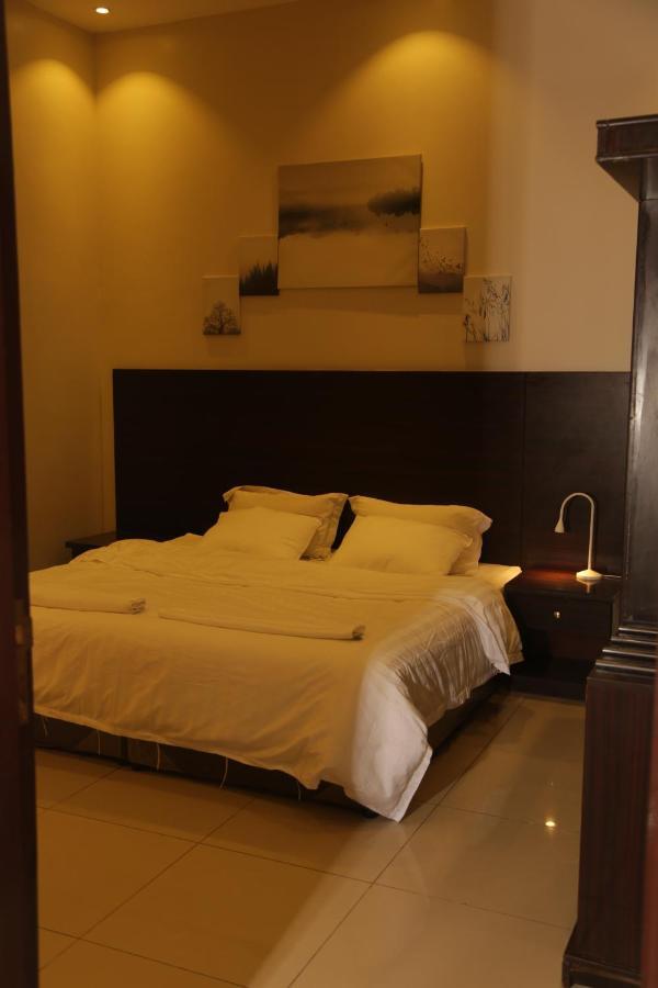Spacious Apartments At Basla St 3 Mins From King Fahd Stadium Riade Exterior foto